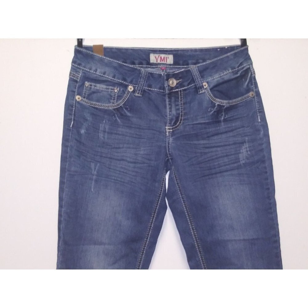 YMI Women's Denim Capri Jeans Sz 5 Dark Distressed Stretch embroidered pockets - Picture 6 of 10